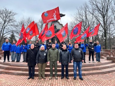 В Луганске почтили память воинов-интернационалистов