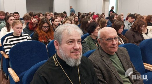 Свыше ста студентов пришло на творческую встречу с делегацией Издательского совета РПЦ