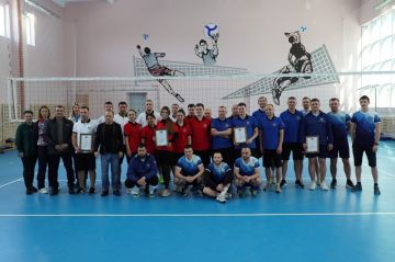 Представители дорожно-транспортной отрасли региона отметили четвертую годовщину признания Россией Луганской Народной Республики спортивным турниром