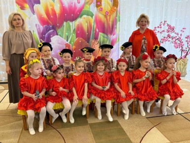 � ������� ������� ������ �������� ���� ����� ��� � 2 ������ ������ ��������, ����������� �������������� �������� ��� � 8 �����