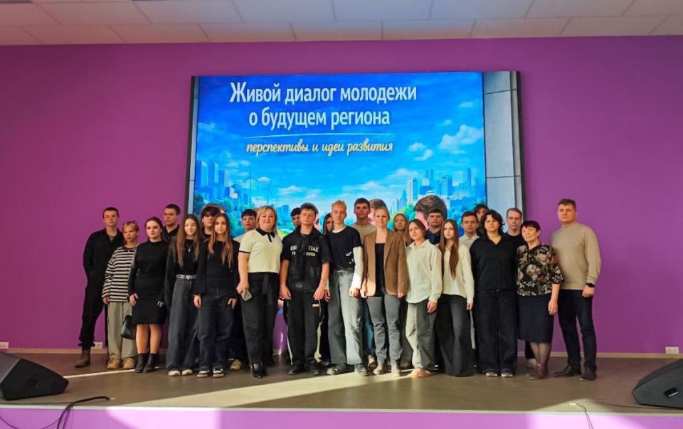 Председатель Совета городского округа город Алчевск Роман Лысенко принял участие в мероприятии с участием первого заместителя руководителя Администрации главы ЛНР Анной Росляковой, которая прибыла в Алчевск с рабочим визитом