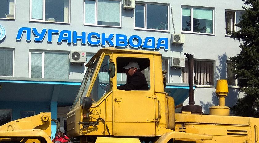 Лугансквода предупредила о сбоях при подаче воды в городах и районах ЛНР 25 марта