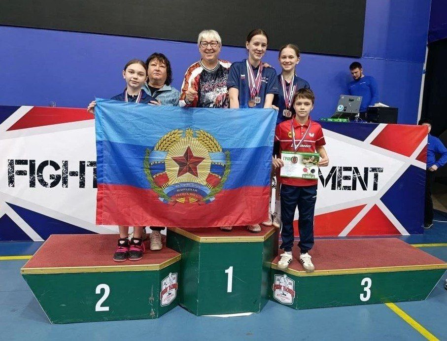 Алчевские спортсмены приняли участие в первенстве по настольному теннису