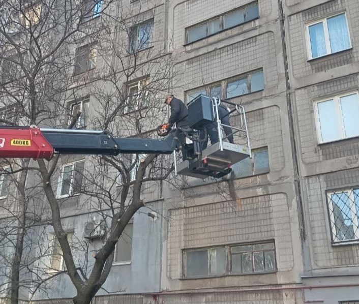 Коммунальными службами проведены работы на территории города