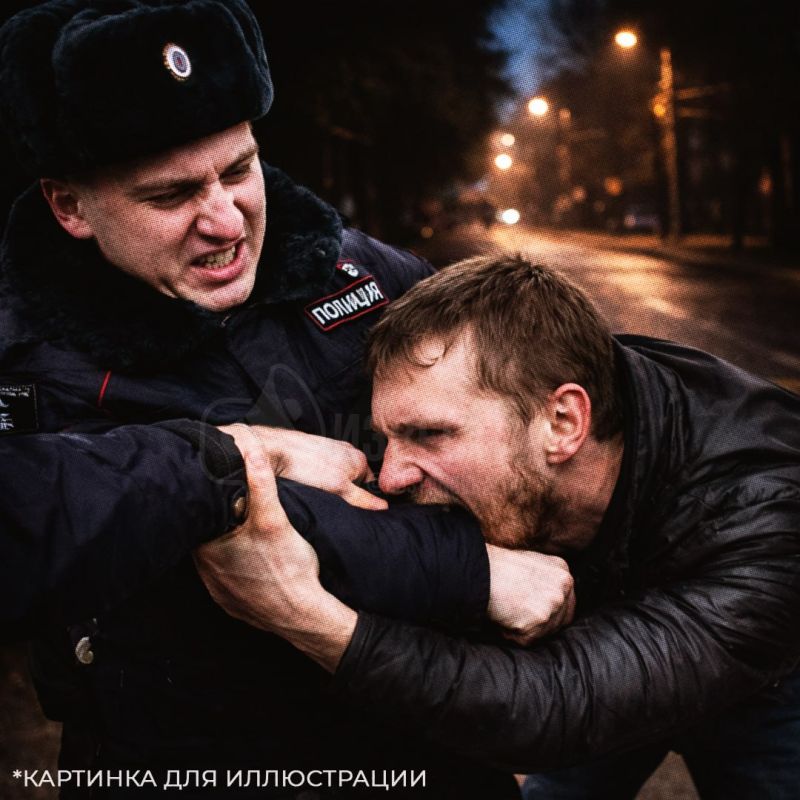 Мужик укусил полицейского в Алчевске и получил условный срок