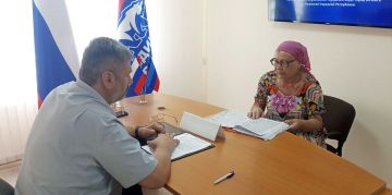 Состоялся прием граждан. В Алчевской местной общественной приемной Председателя партии "Единая Россия" Д.А. Медведева состоялся личный прием граждан