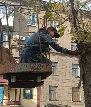 Коммунальными службами проведены работы на территории города